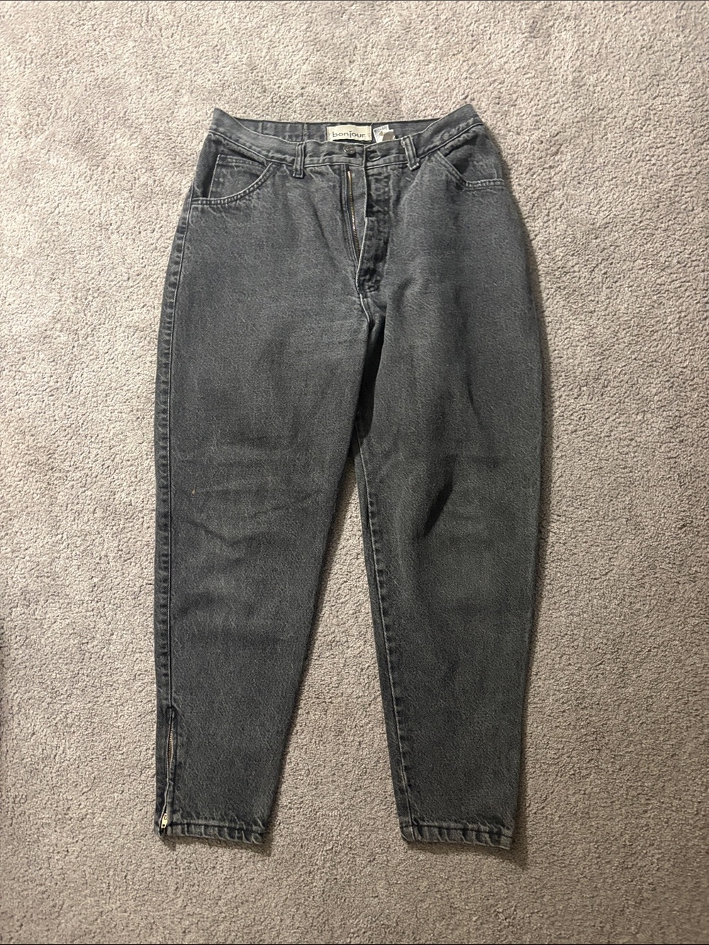 Bonjour Women's Black Jeans with Ankle Zipper - vintage